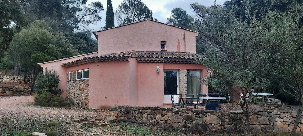 Villa Domaine de L'échappée Belle à Entrecasteaux Hébergement de vacances